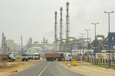 Grossindustrielle Phosphorverarbeitung in Marokko: Das Land fördert zusammen mit der Westsahara rund 35 Prozent des weltweiten Phosphors. (Bild: mhobl/flickr.com)