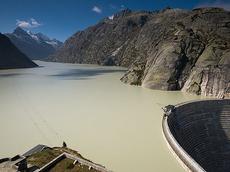 Wenn die Schweizer Atomkraftwerke abgeschaltet werden, muss im Jahr 2050 rund die Hälfte des Strombedarfs mit Wasserkraft gedeckt werden. (Bild: Mark Howells-Mead / flickr.com)