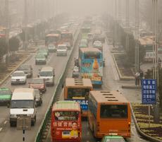 Wirtschaftliches Wachstum in China bedeutet mehr globale CO2-Emissionen. ETH-Wissenschaftler untersuchten, wie eine faire Lastenverteilung im globalen Klimaschutz aussehen könnte. (Bild: flickr)