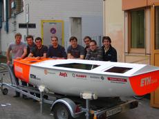 The boat’s ready – which way to the sea? The team “Students Sail Autonomously” (SSA) presents Avalon, the robot sailing boat. (Photo: SSA/ETH Zurich)