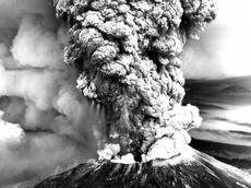 Der Kohlendioxid-Ausstoss durch gigantische Vulkanausbrüche - im Bild der Mount St. Helens - führte in der Erdgeschichte zu drastischen Klimaschwankungen. (Bild: USGS)