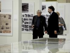 Der Tessiner Stararchitekt Mario Botta (l.) an der Vernissage der neuen gta-Ausstellung. (Bild: Tanya Hasler)