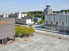 Die ETH Zürich - im Bild der Standort Hönggerberg - behauptet im neuen THE-Ranking ihre Spitzenposition. (Bild: e-pics / Esther Ramseier)